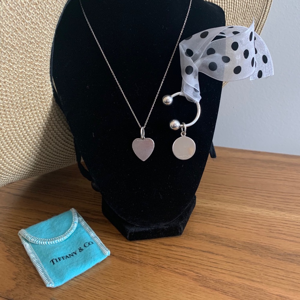 Tiffany&Co Horseshoe Keychain Charm & heartPendant - Picture 7 of 16